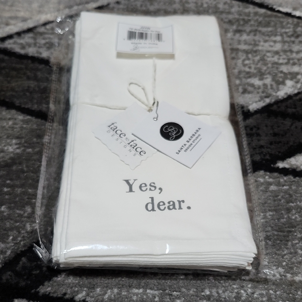 SANTA BARBARA DESIGN STUIDIO "YES, DEAR." SET-OF-4 WHITE COTTON DINNER NAPKINS